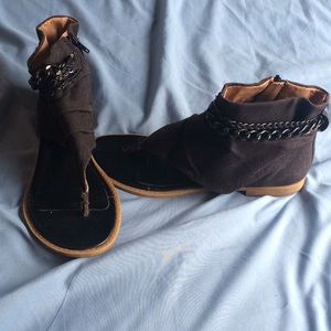 Unique sandals flip flops boots chains zipper